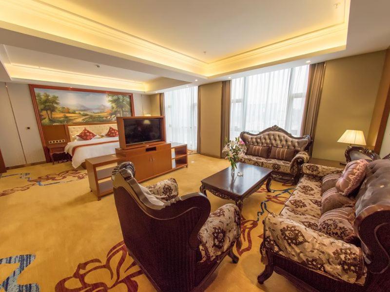 Vienna International Hotel Guangxi Duan Du'an Exterior foto