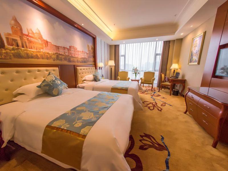 Vienna International Hotel Guangxi Duan Du'an Exterior foto