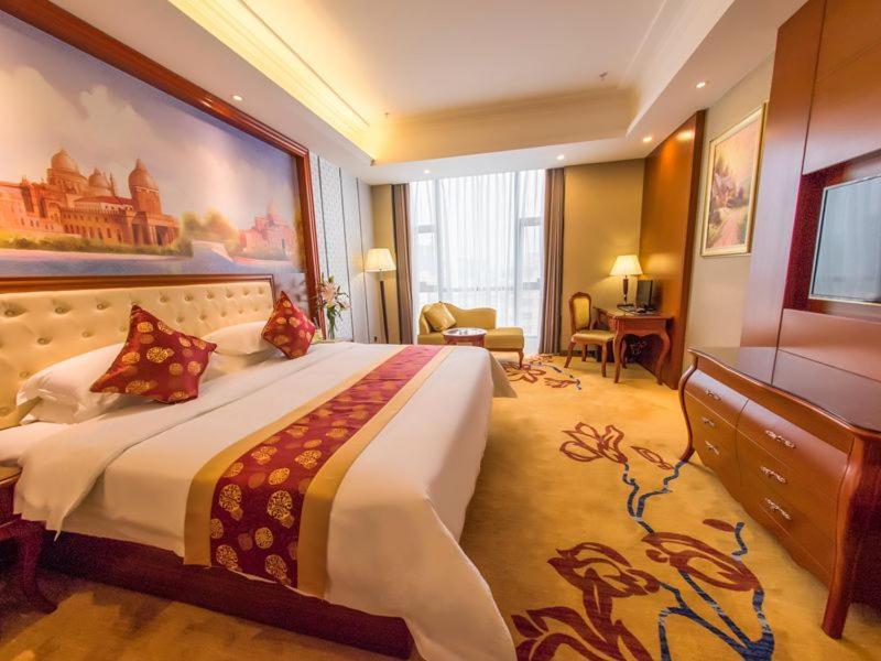 Vienna International Hotel Guangxi Duan Du'an Exterior foto